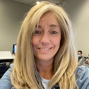 Meet your Posher, Pamela